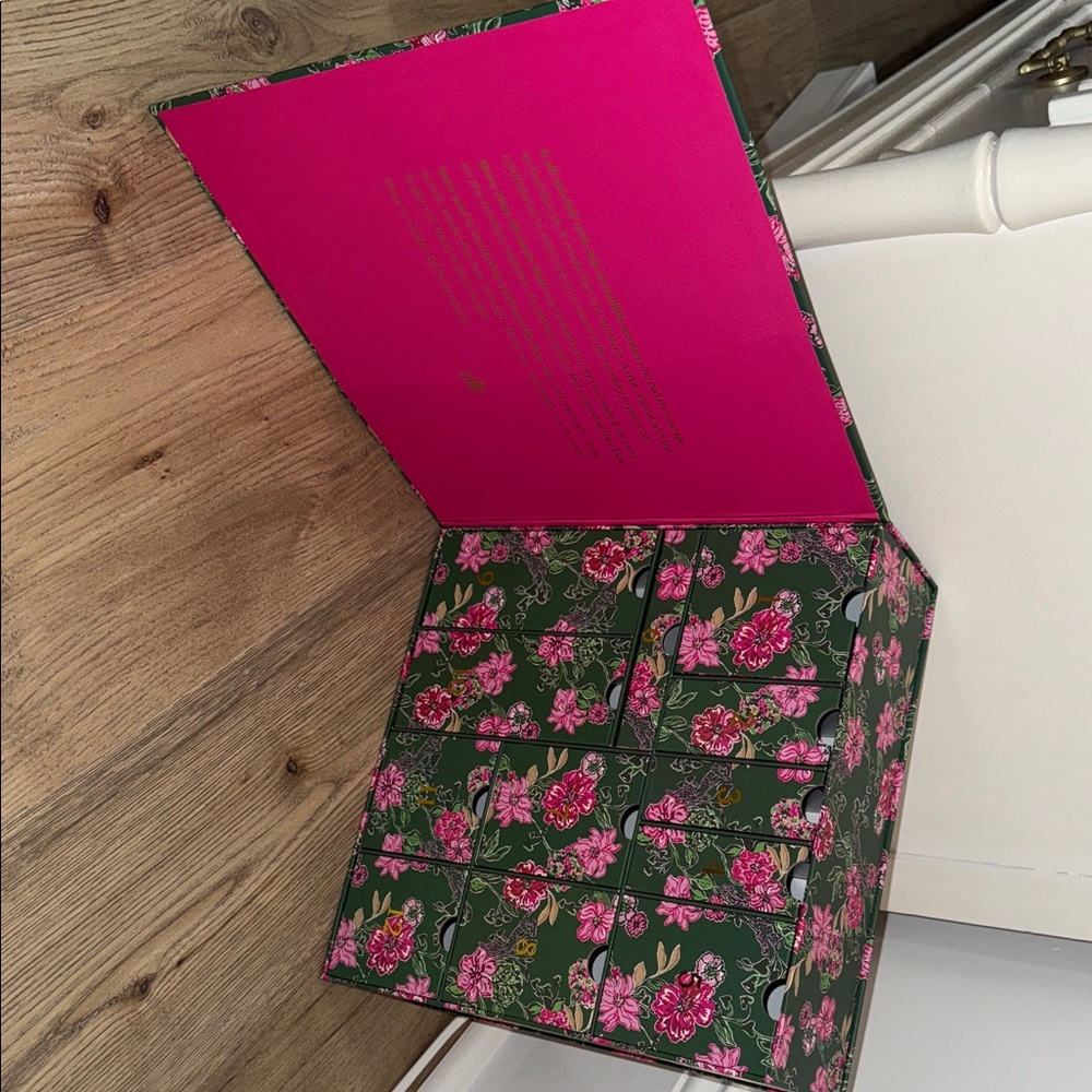 Box only- Lilly Pulitzer 12 days of Christmas advent calendar box